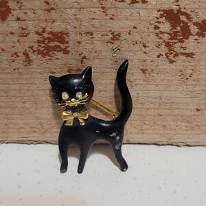 💚10 for $10💚 Bundle and save Black and Gold Cat Brooch